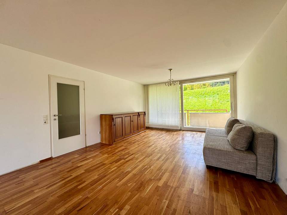 Wohnglück für Familien: Lichtdurchflutete 4 Zimmer-Wohnung