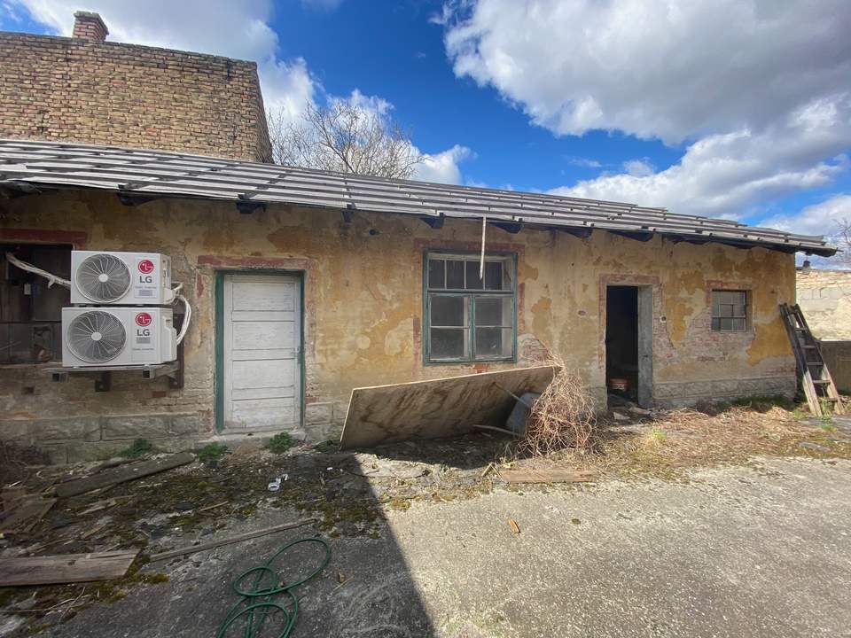 Bauplatz mit Altbestand