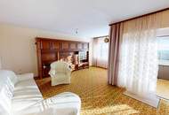 Wohnhaus mit Seeblick und Wintergarten