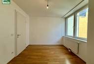 Großzügige 2-Zimmer Wohnung inkl. Einbauküche und Loggia - ab Oktober beziehbar!