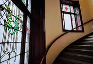 Stilaltbau Richtung Innenhof | Sanierungsbedürftige helle 4-5 Zimmer | 150m zum Schloss Schönbrunn | 2 Min. zur U4
