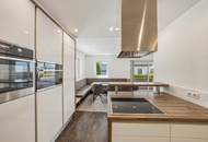 Wohnrarität in Mieming! Modernes Zweifamilienhaus mit Pool, Garten &amp; Panoramablick in Bestlage