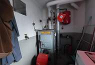 Zweigenerationenhäuser in zentraler Güssinger Lage