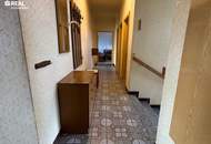 Einfamilienhaus mit großem Grundstück inkl. Garage in absoluter Ruhelage