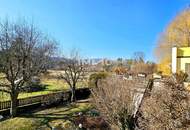 Traumaussicht garantiert: Großzügiges Ein-/Zweifamilienhaus mit vielen Möglichkeiten