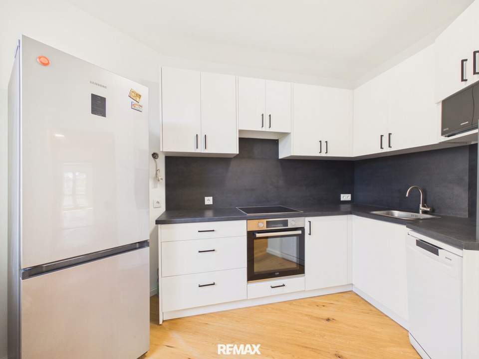 STADTNAH WOHNEN IN BRUCK | 65 M², 2 ZIMMER &amp; TIEFGARAGENPLATZ