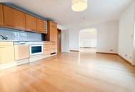 RIEDENBURG | Traumhafte 2,5 Zimmer Wohnung mit eigenen Garten