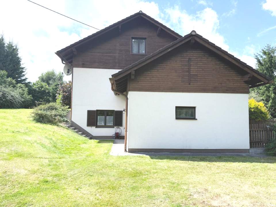 Haus in sehr ruhiger Siedlungslage