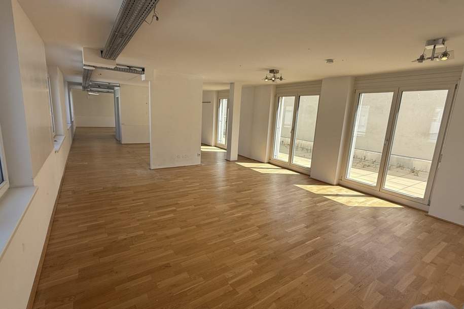 Großzügiges Büro im DG - Inklusive privater Terrasse!, Gewerbeobjekt-miete, 5.995,00,€, 1030 Wien 3., Landstraße