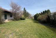 Großzügige Liegenschaft | attraktives Einfamilienhaus mit Galerie|1.706 m² Grundstück | 2 Garagen!