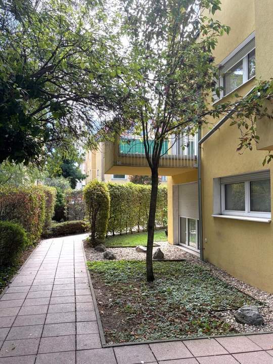 Hochwerige, sonnige und freundliche 3 - Zimmer Neubauwohnung – mit Balkon und Gartenmitbenützung!