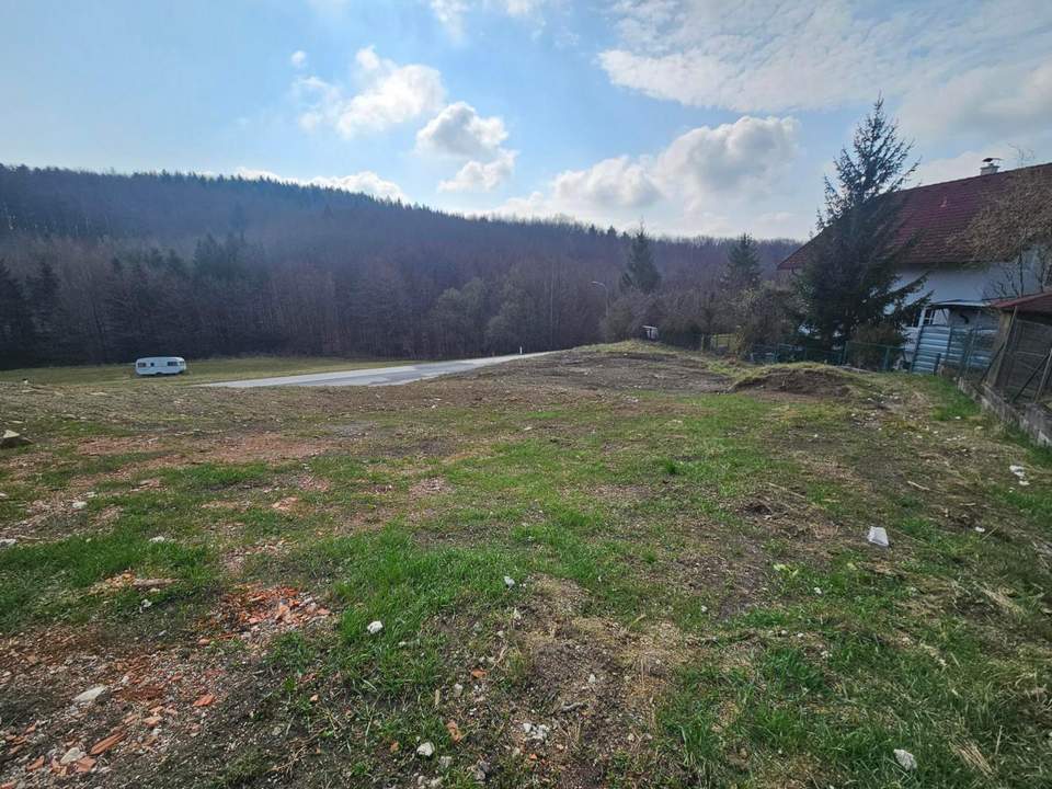 SCHÖNER BAUGRUND IN TOLLER AUSSICHTSLAGE