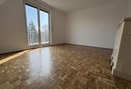 Frisch renovierte 2-Zimmer-Wohnung mit zwei Sonnenterrassen &amp; eigener Garage