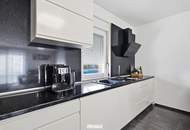 Urlaub zu Hause: Modernes Generationenhaus mit Pool & Palmen-Oase in Aspersdorf! Ideal für Familie, Beruf & Entspannung