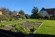 Einfamilienhaus in ruhiger Siedlungslage mit Carport und Garage