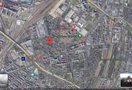 SANIERT: Kleinhaus mit Dachboden auf großem Grundstück in ruhiger Gegend