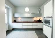 Exclusively furnished attic apartment near Votivpark / including parking space!