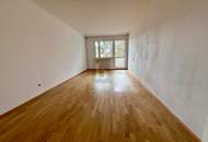 ZENTRALER BALKONHIT MIT AUßENSTELLPLATZ