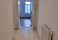 Helle Altbauwohnung mit Flügeltüren - Besichtigung FR 13.02 um 17.00 h und 17.30 h