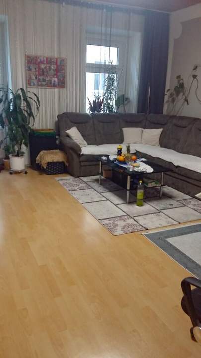 Renditestark &amp; unbefristet vermietet – Charmante Altbauwohnung in Ruhelage