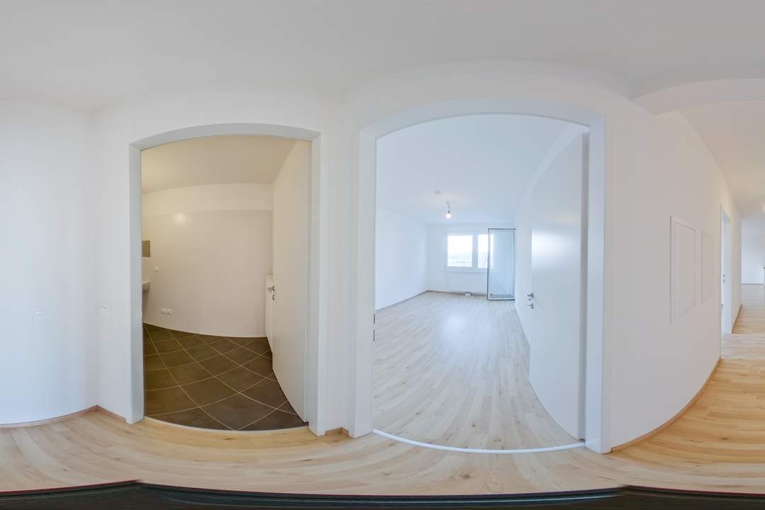 Beinahe Erstbezug: Hervorragend angebundene Drei Zimmer Neubauwohnung