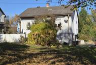 Das besondere Etwas, Klein- Fein- Mein. Entzückendes Wohnhaus mit Erweiterungspotenzial an einer Sackgasse.