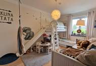 VERKAUFT!!! Großzügiges, modernisiertes Einfamilienhaus mit Pool in schöner Lage in Baden bei Wien!