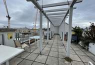 2-Zimmer-Wohnung mit Gemeinschaftsdachterrasse mit Blick auf den Karlsplatz!