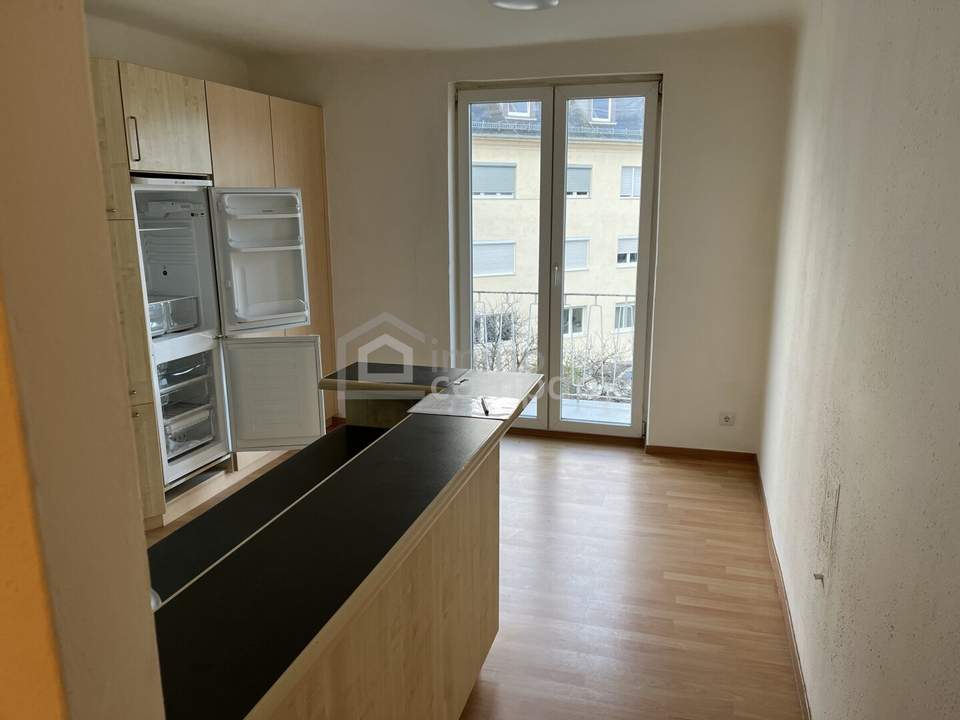 74m², 2Zimmer, Küche, Bad, Balkon