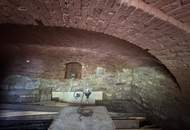 Der Inbegriff von Lebensqualität- top saniertes, massiv erbautes Kellerstöckl mit Lärchenholzverkleidung in traumhafter Aussichtslage nahe Riegersburg