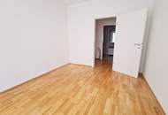 UNBEFRISTETET, INNSTRASSE, gepflegte 89 m2 Altbau, Wohnküche, 2 Zimmer, Wannenbad, Parketten, Hofruhelage