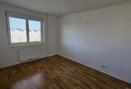 unbefristet | geräumige 4 Zimmer-Wohnung mit Schrankraum und Balkon!