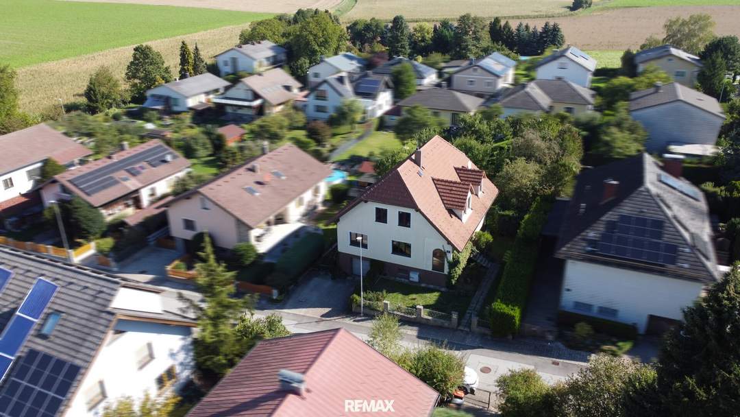 Gepflegtes Einfamilienhaus mit großem Garten und Ausbaupotenzial in Gerersdorf