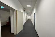 +++ Geräumiges Büro mit vielen Einheiten in zentraler Lage +++