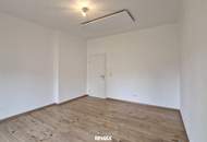 Trendig-sanierte 2,5-Zimmer-Wohnung mit Balkon in zentraler Lage