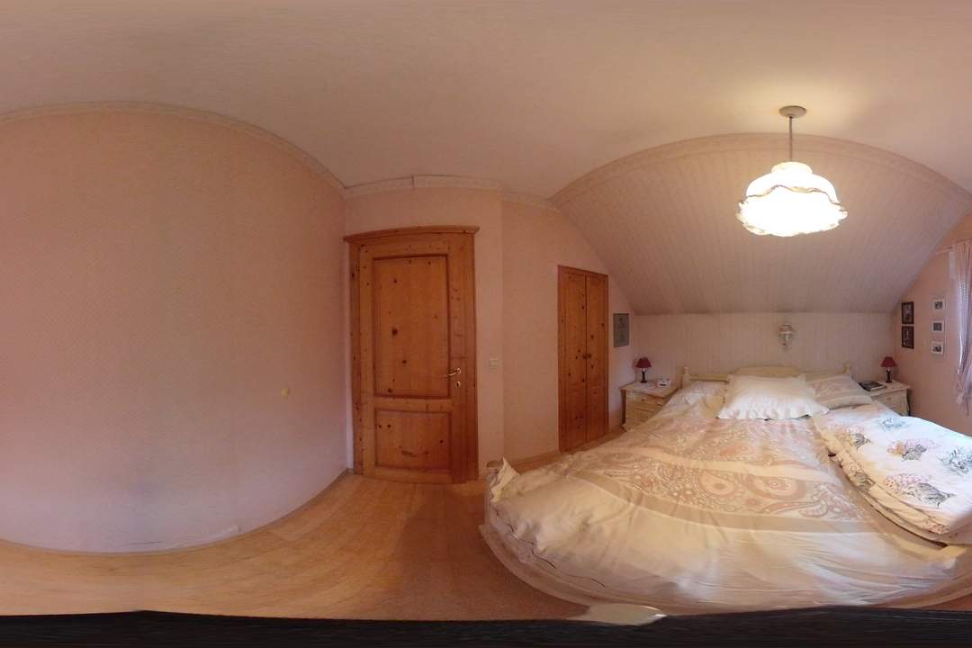 Entzückendes Einfamilienhaus mit Gartenoase in sonniger Lage