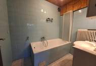 Mehrparteienhaus mit drei Wohneinheiten