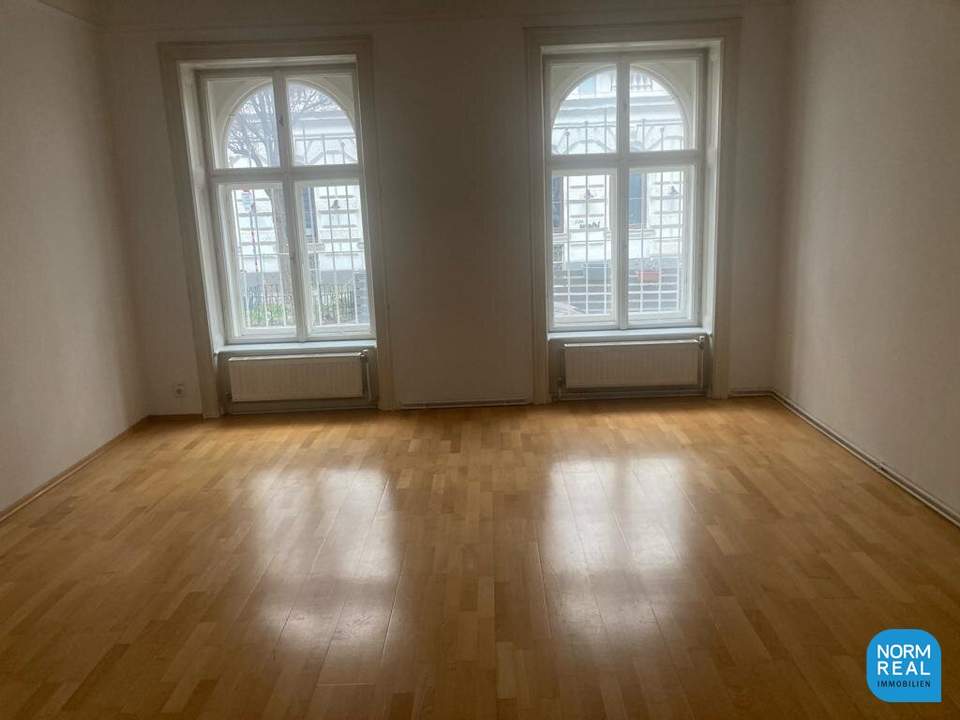 4 Zimmerwohnung Altbau unbefristet