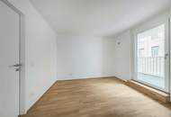 ERSTBEZUG >> bodentiefe Fenster in westseitiger Wohnung mit Loggia >> TOP LAGE