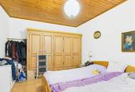 Haus mit 2 Wohneinheiten und ausgebautem Dachgeschoss in Blumau-Neurisshof, Bezirk Baden