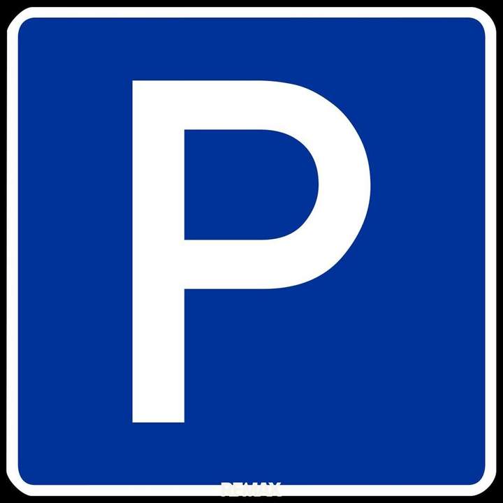 Stressfrei Parken &amp; Großzügig Lagern: