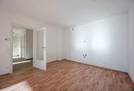 3 Zimmer Wohnung mit Südbalkon - hell, freundlich, gut geschnitten! Miete inkl. 2 KFZ-Stellplätzen!