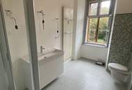 Herrschaftliches Wohnen im Schloss 138 m² 4 Zimmer Warmmiete!