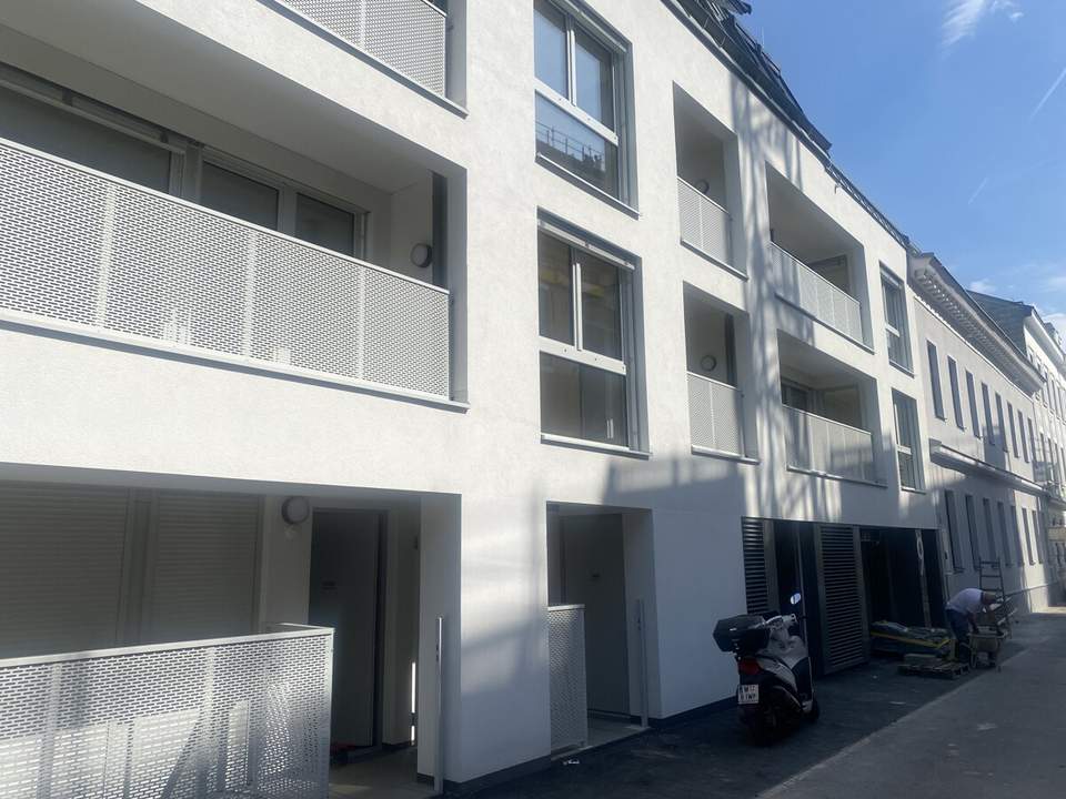 ERSTBEZUG -=Das Laurenz= 2 Zimmer Wohnung mit Loggia U3 - 1 Bedroom apartment with Loggia