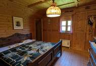 RARITÄT IN ABSOLUTER EINZELLAGE: IDYLLISCHES HIDEAWAY MIT NEBENGEBÄUDE &amp; GROSSEM POTENZIAL