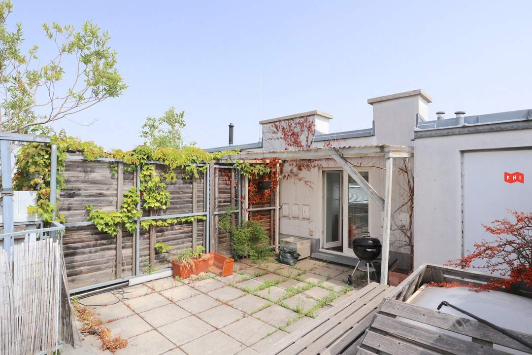 Charmante 60m² Galeriewohnung mit 24m² Terrasse Nähe Naschmarkt