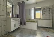 Solides Einfamilienhaus mit idyllischer Ruhe Oase