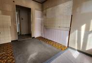 UNBEFRISTET! 2-Zimmer-Wohnung mit separater Küche!