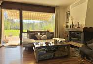 Wohnen im privaten Naturparadies: Modernisierter Bungalow im Schlosspark Seebenstein