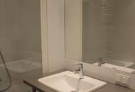 Schöne 2-Zimmer-Wohnung mit Loggia Nähe Millenium City!